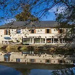 Le Moulin Nyaraló